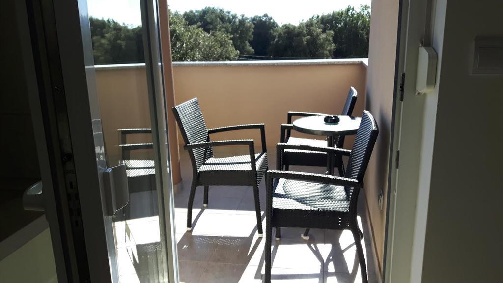 Apartment Matea Banjole Eksteriør billede